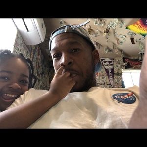 Meet your Posher, Stuart